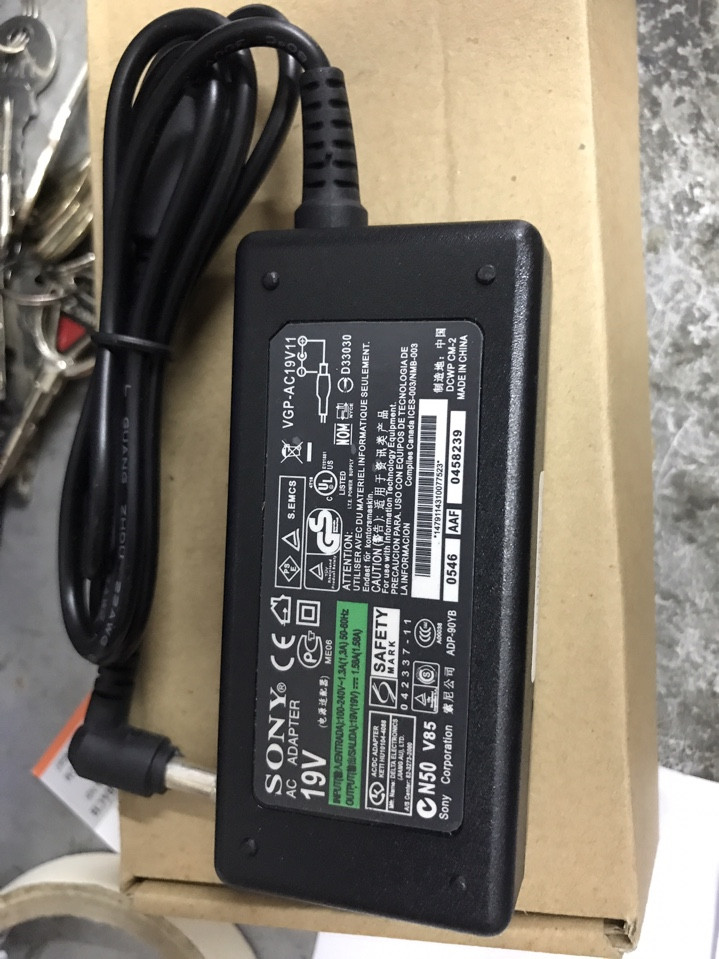 Sạc Sony 19v-1.58A Bh 3 tháng