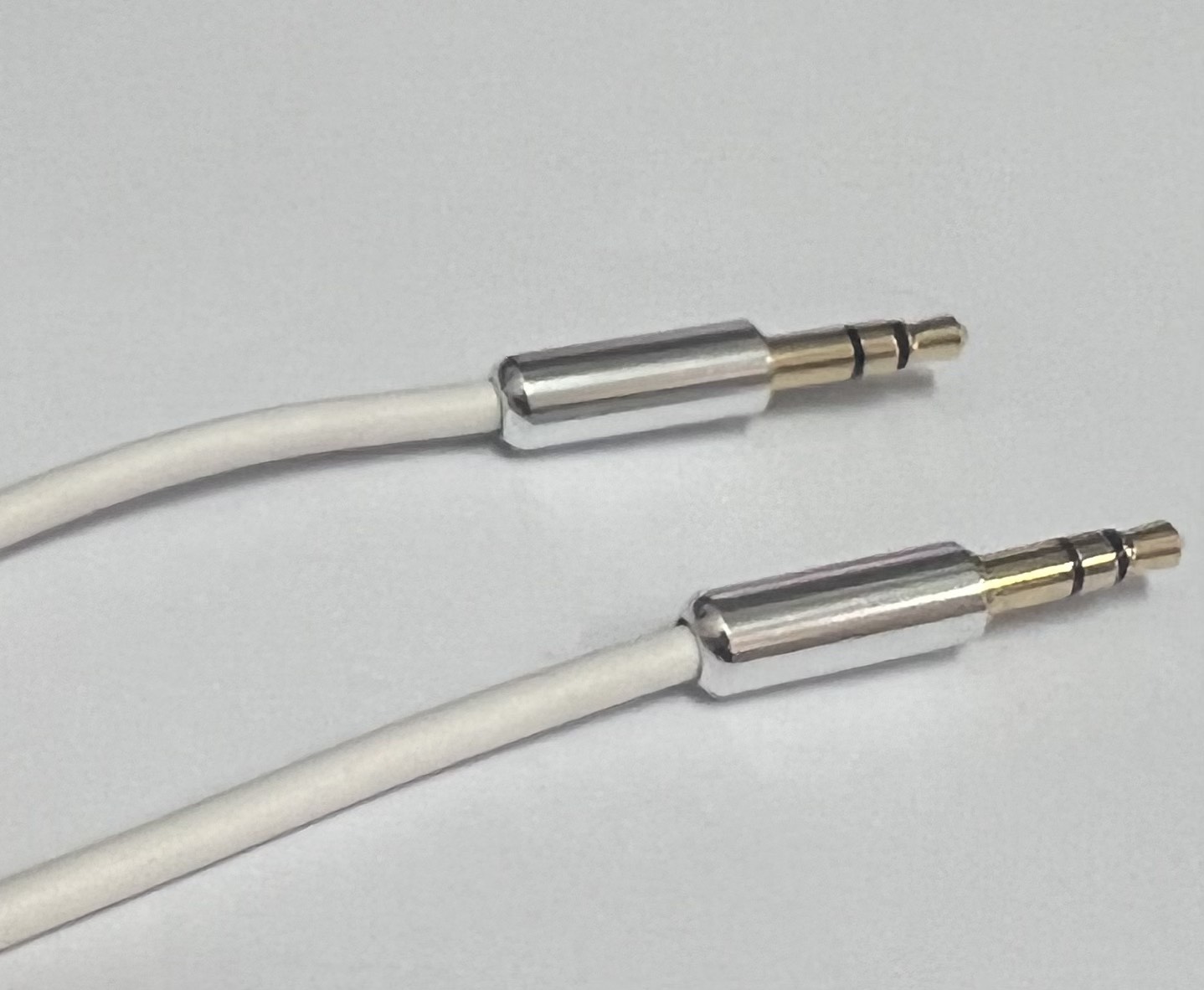 Dây cáp loa Kaierou 2 đầu dương 3.5mm dài 1m-C43